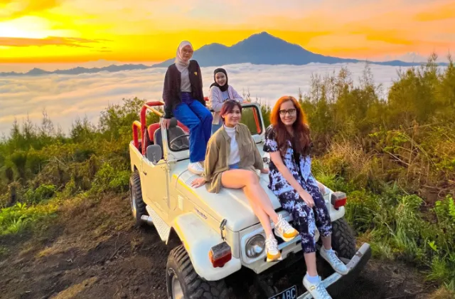 Mount Batur Sunrise jeep Tour